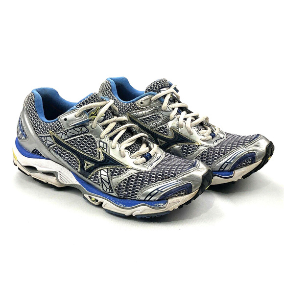 mizuno wave rider 18 marathon
